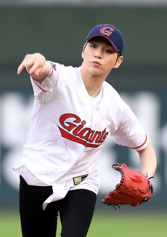 关于北京国安训练开放日，赛后遗憾出局引欢呼，社区盾在即，临场指挥获称赞的信息